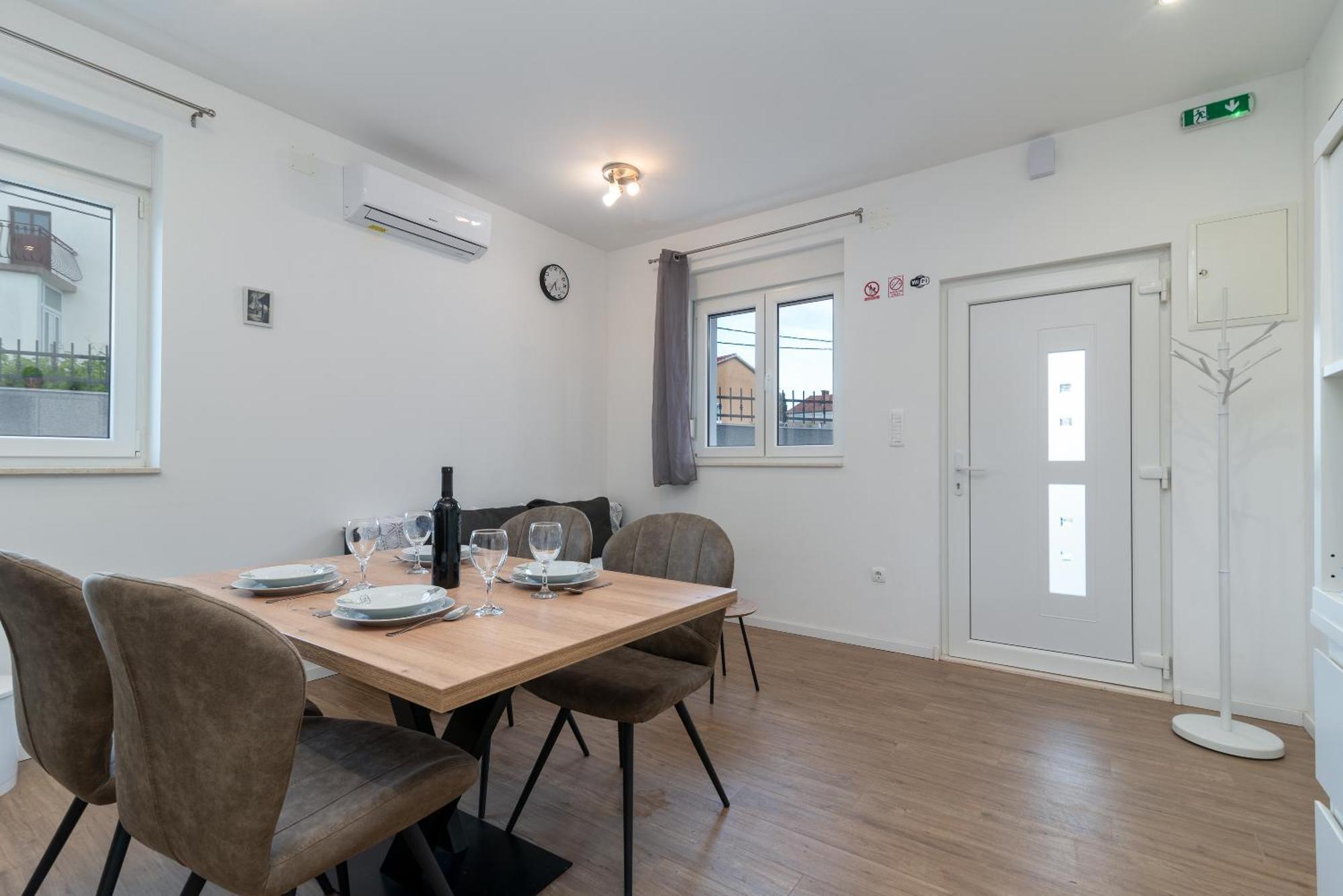 Apartman Dino Τρογκίρ Εξωτερικό φωτογραφία