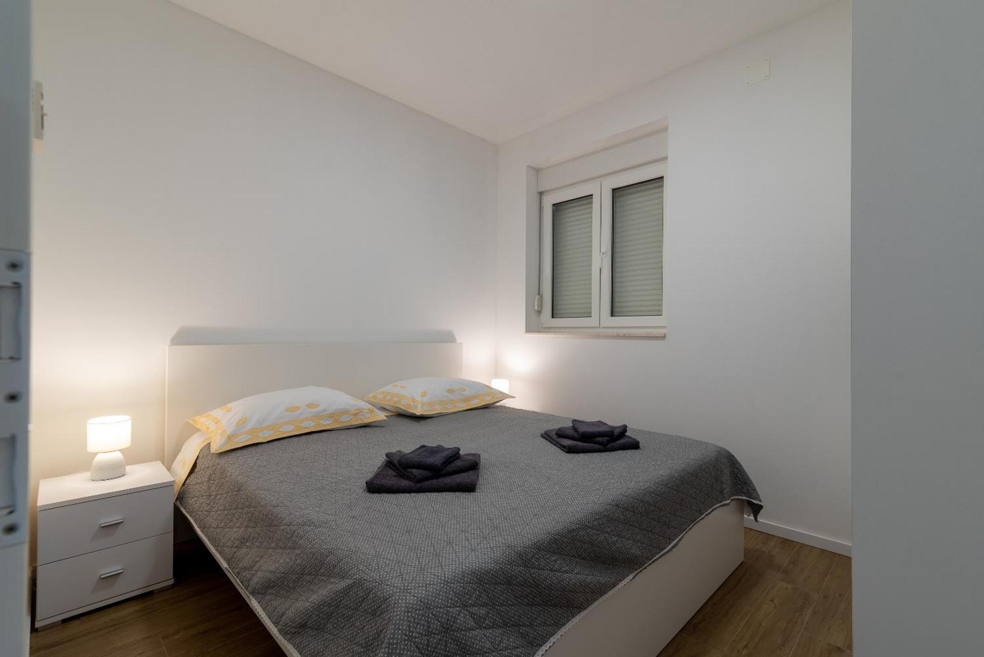 Apartman Dino Τρογκίρ Εξωτερικό φωτογραφία