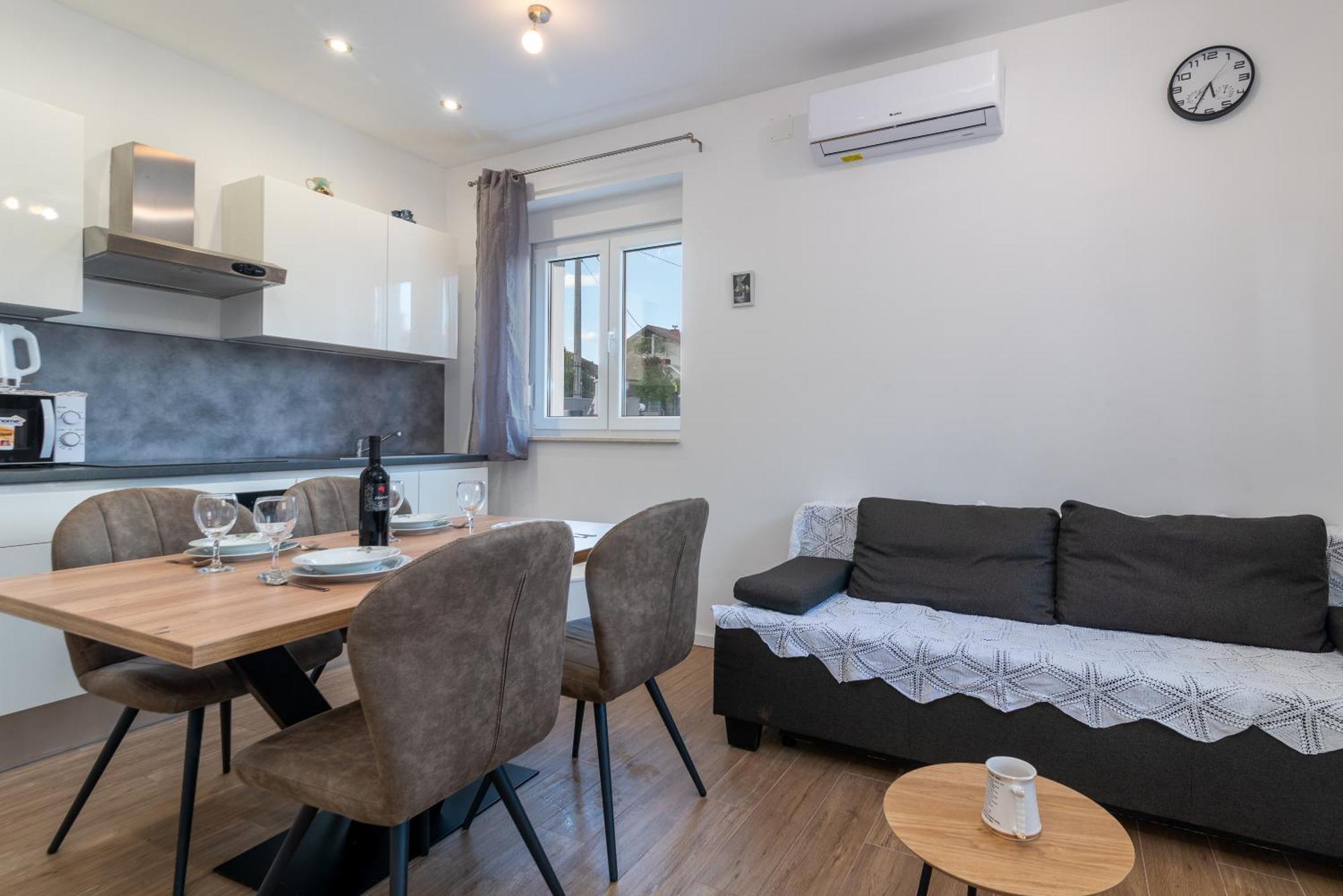 Apartman Dino Τρογκίρ Εξωτερικό φωτογραφία