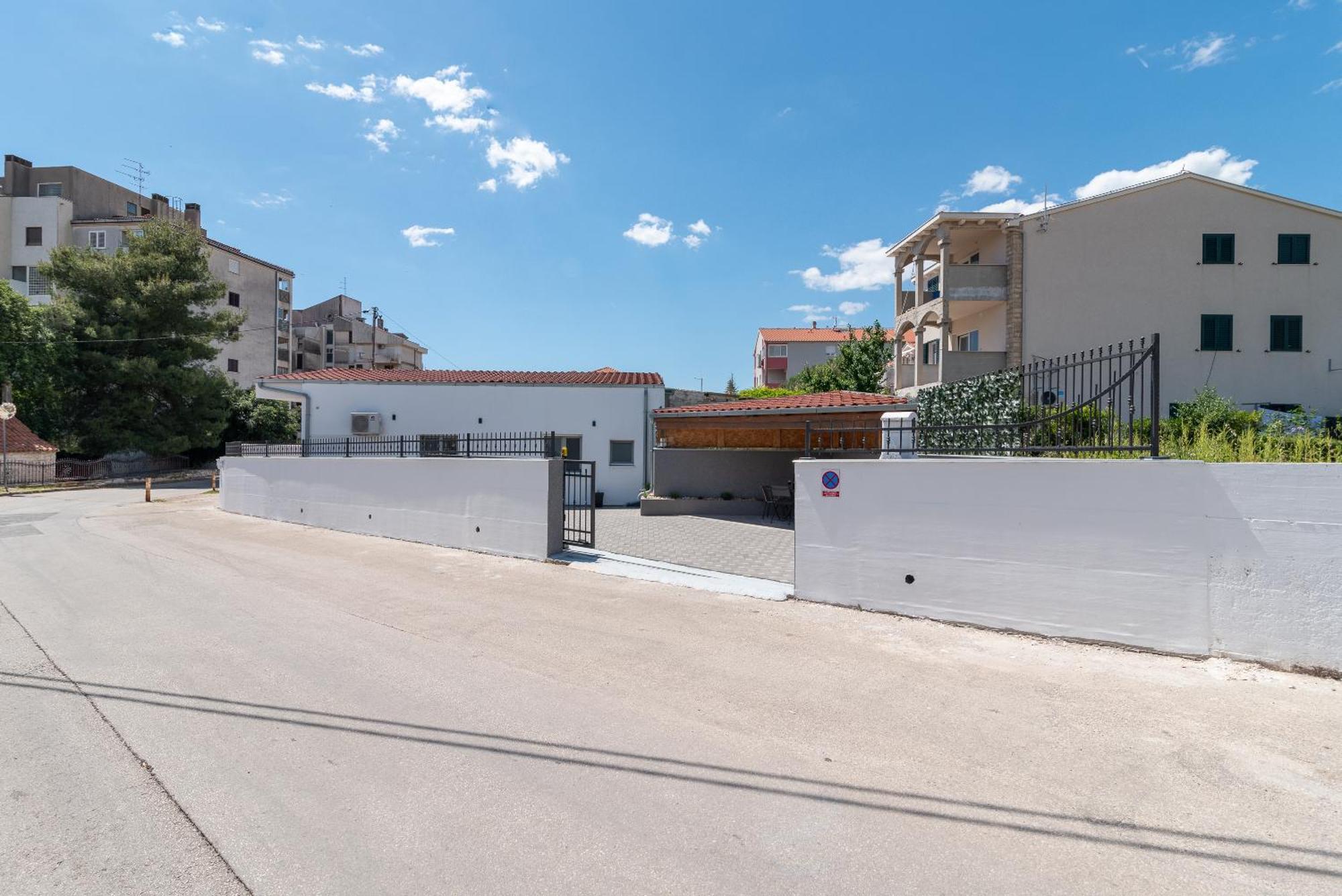 Apartman Dino Τρογκίρ Εξωτερικό φωτογραφία