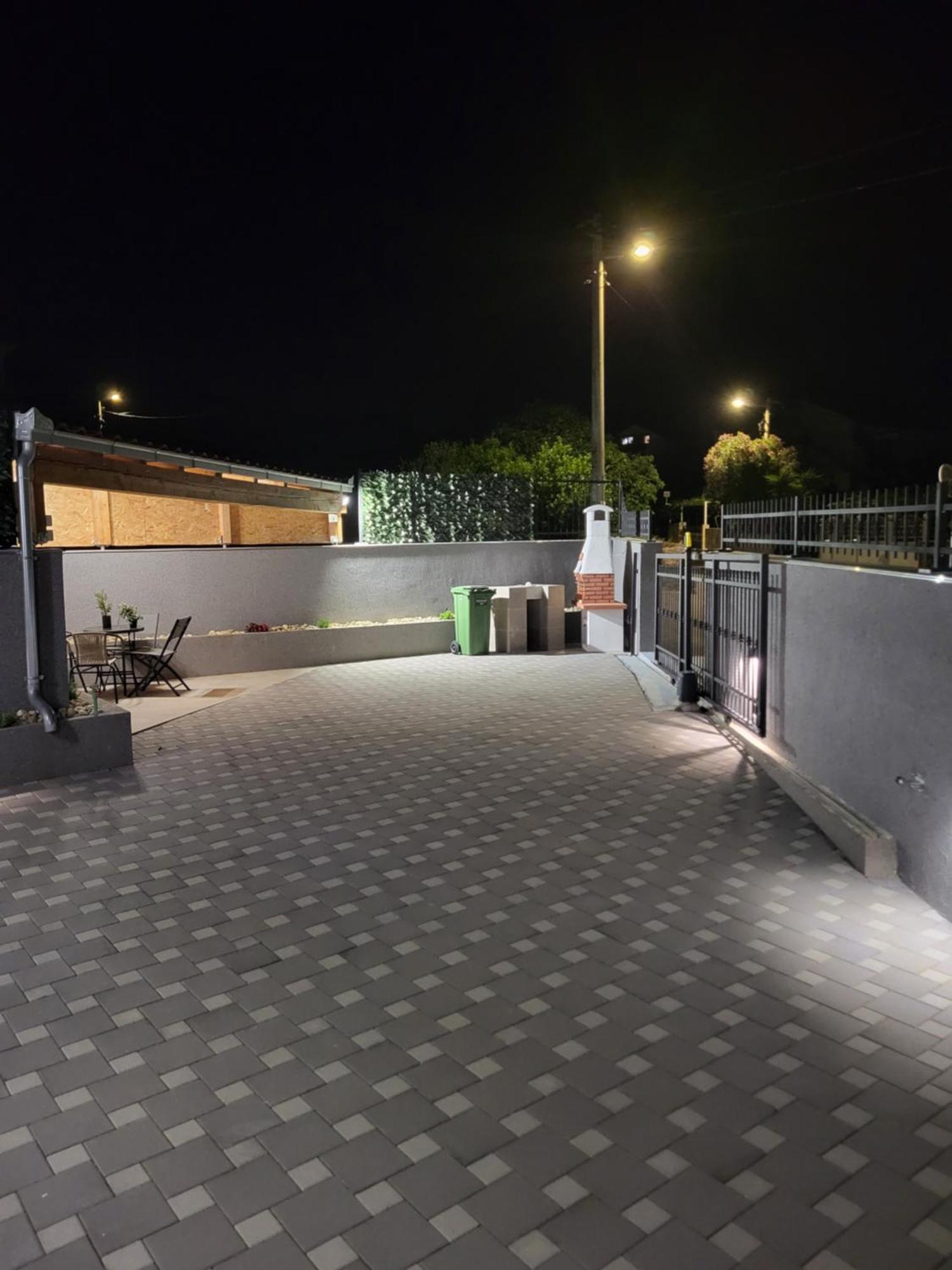 Apartman Dino Τρογκίρ Εξωτερικό φωτογραφία